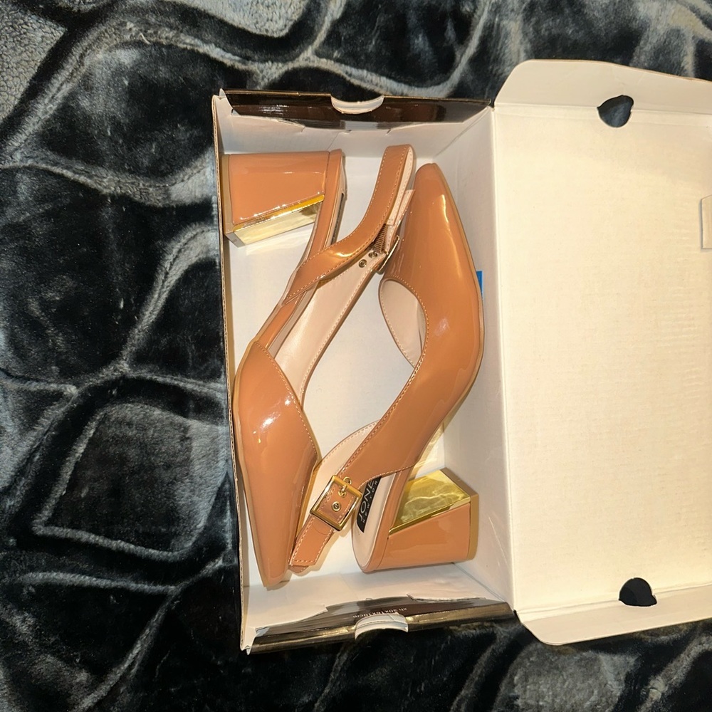 Nude heels